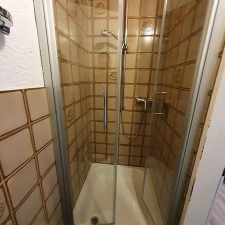 Robin Hood Гостевой дом Виллинген