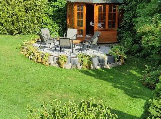 Robin Hood Pensionat 3*